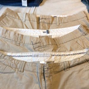 Old navy khaki shorts